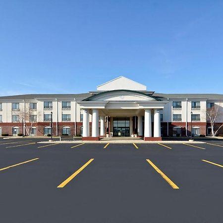 Holiday Inn Express Hotel & Suites Fort Atkinson, An Ihg Hotel Dış mekan fotoğraf