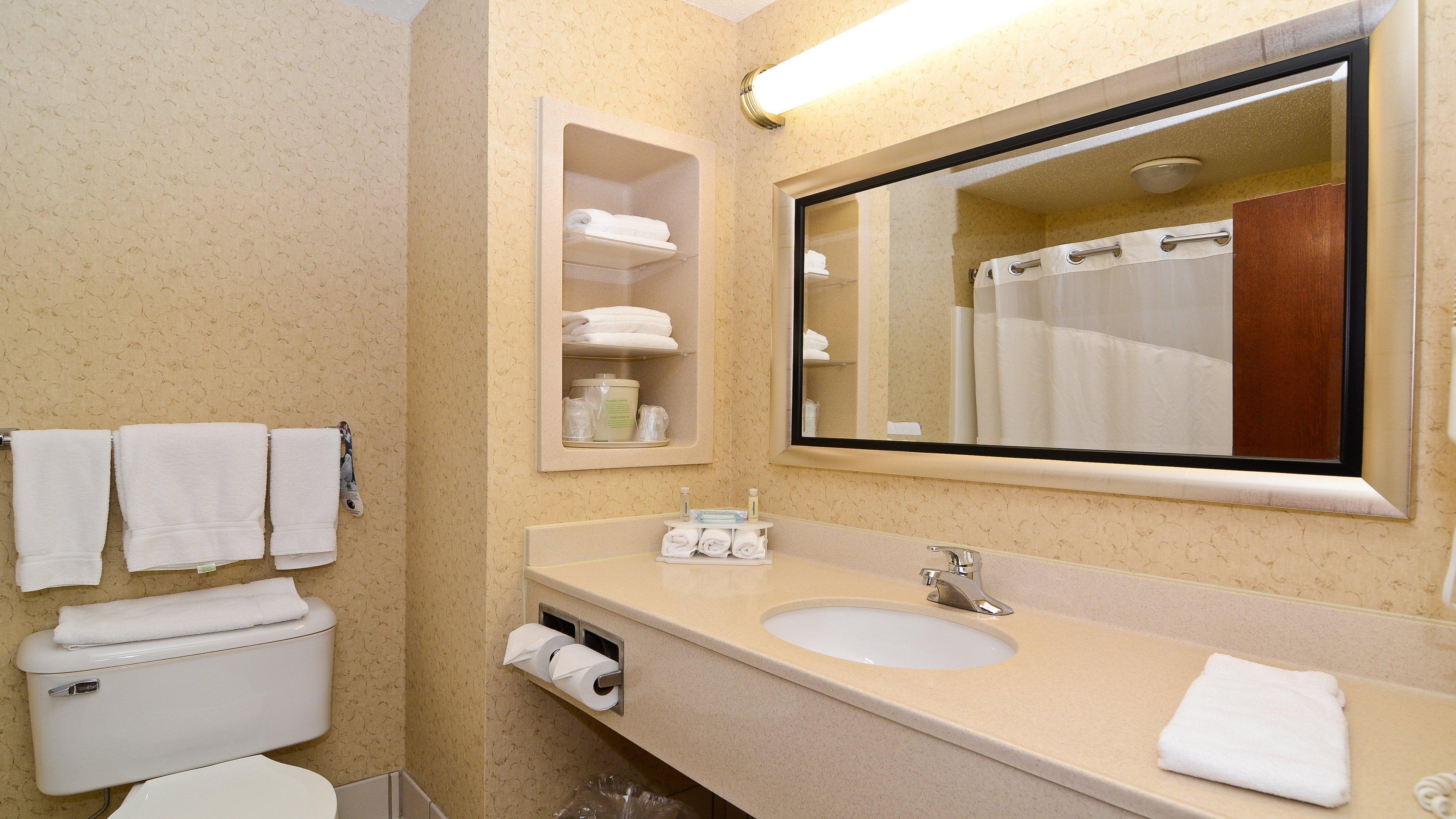 Holiday Inn Express Hotel & Suites Fort Atkinson, An Ihg Hotel Dış mekan fotoğraf